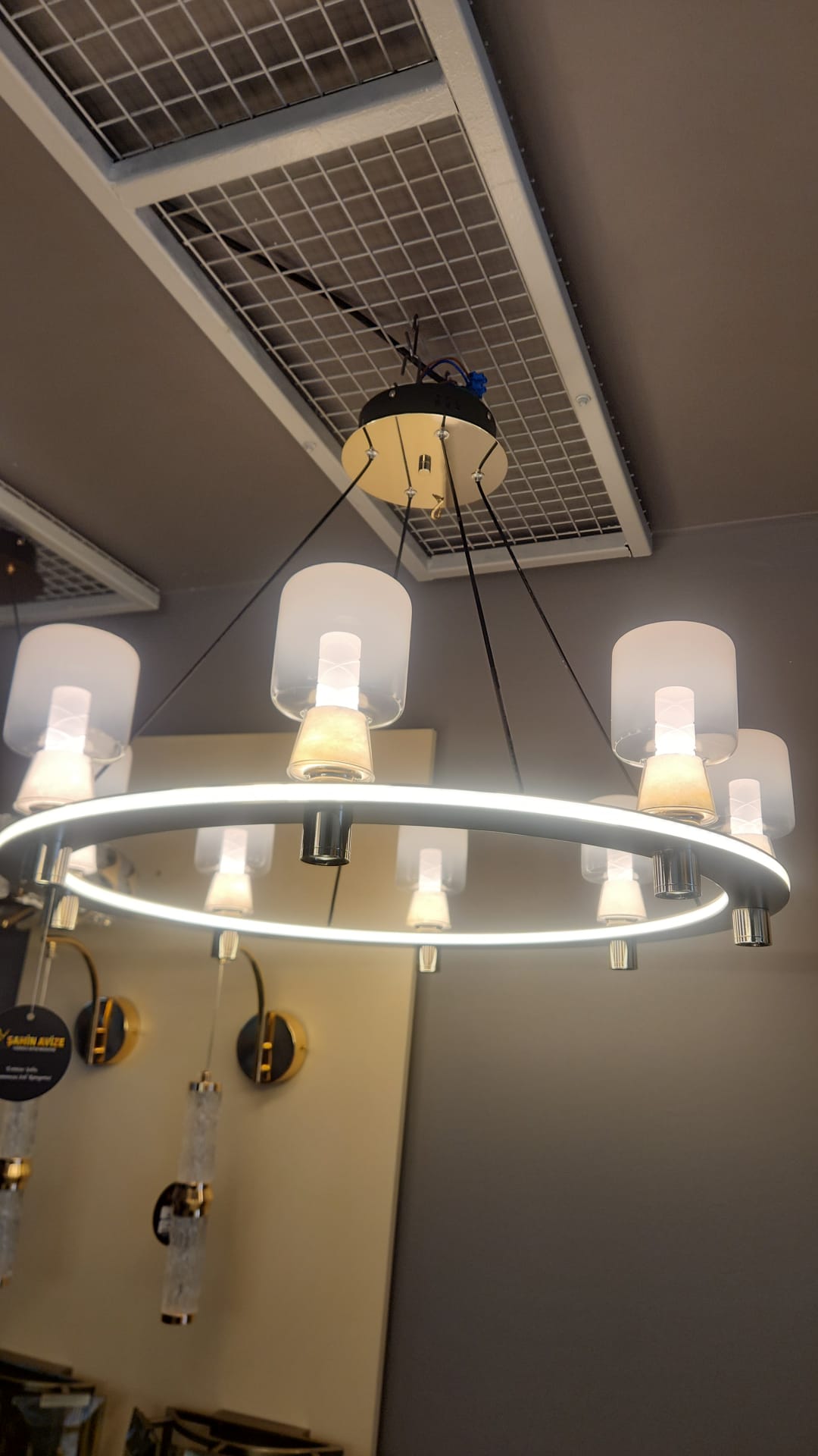 Şahin Avize Fabrika Satış Mağazası